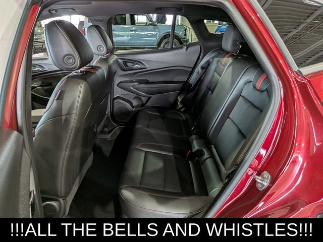 Used 2024 Chevrolet Trax RS w/ Sunroof Package FWD image 16