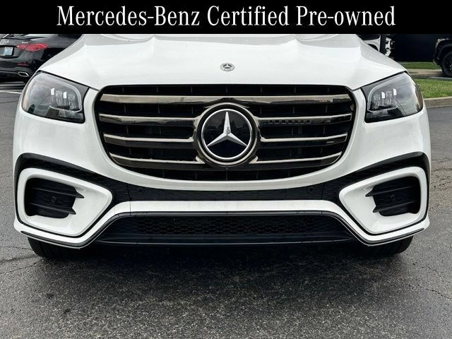 Used 2025 Mercedes-Benz GLS 450 4MATIC w/ AMG Line Exterior image 4