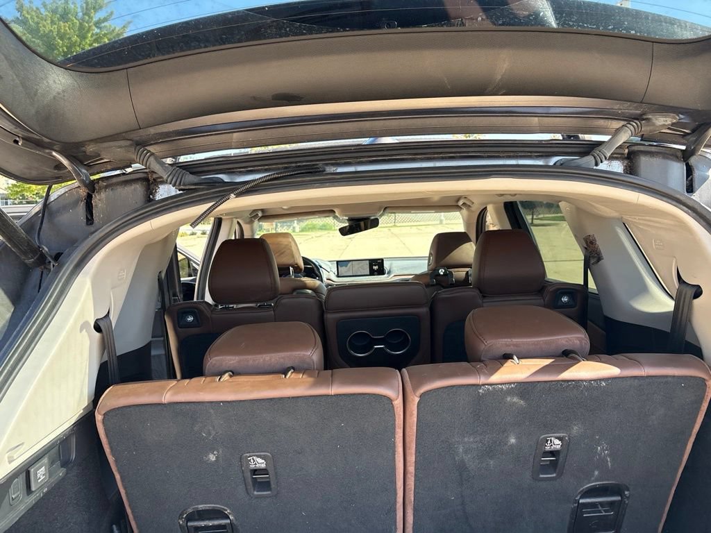 Used 2022 Acura MDX w/ Technology Package AWD/4WD image 24