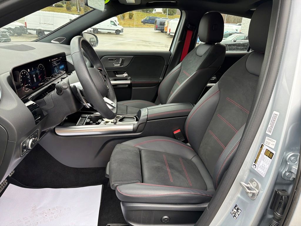 Certified 2024 Mercedes-Benz GLA 35 AMG 4MATIC image 10