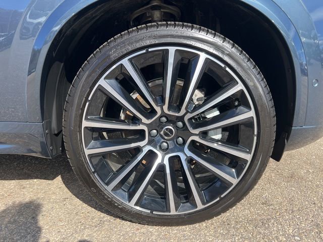 New 2026 Volvo XC90 B6 Ultra w/ Lounge Package image 9