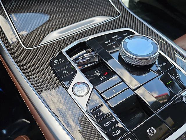 Used 2026 BMW X7 M60i AWD/4WD image 12