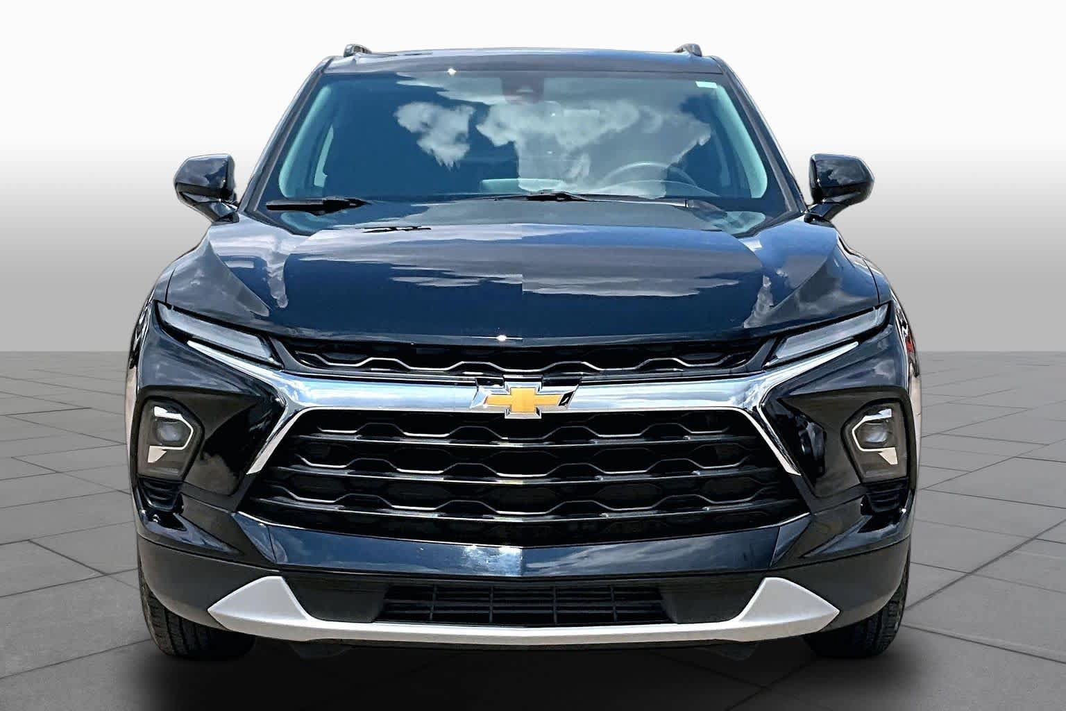 Certified 2024 Chevrolet Blazer LT w/ Convenience Package FWD image 4