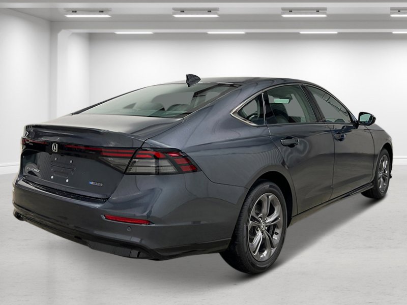 New 2025 Honda Accord EX-L image 3