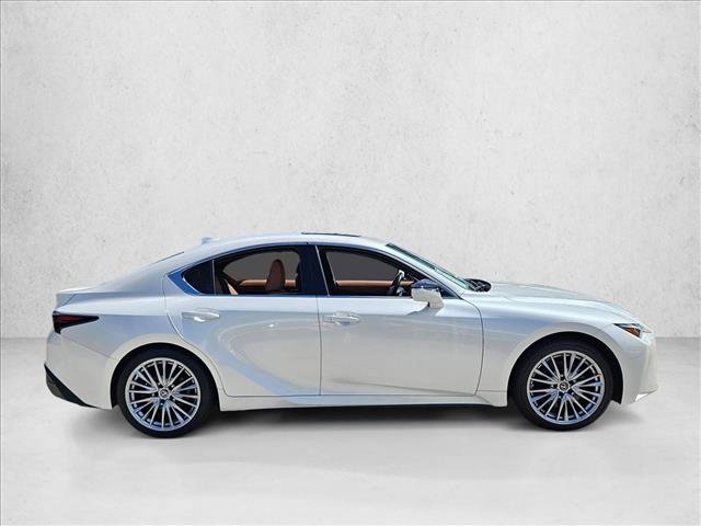 Used 2022 Lexus IS 300 AWD w/ Premium Package image 4