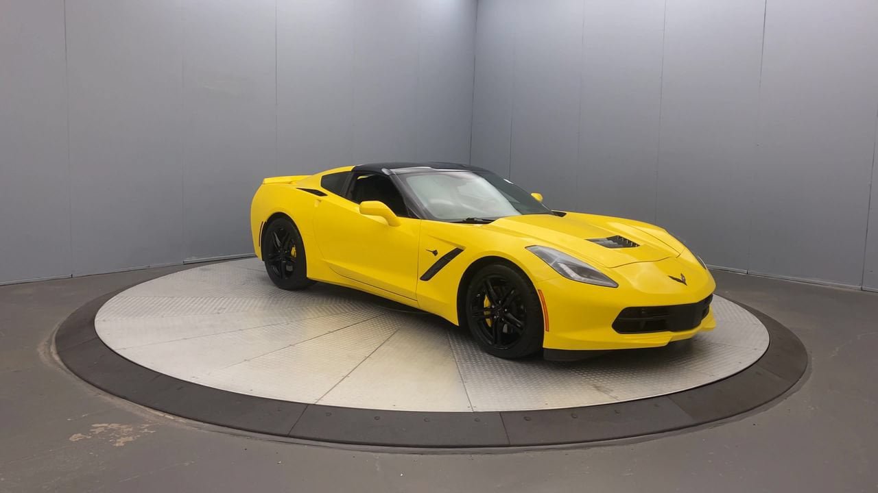 Used 2016 Chevrolet Corvette Stingray Coupe w/ 2LT Preferred Equipment Group RWD image 7