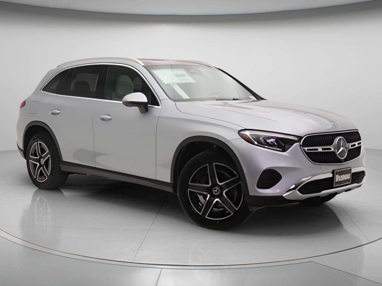 New 2026 Mercedes-Benz GLC 300 image 1