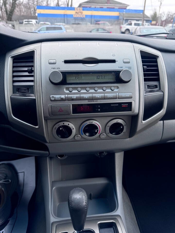 Used 2006 Toyota Tacoma PreRunner image 24