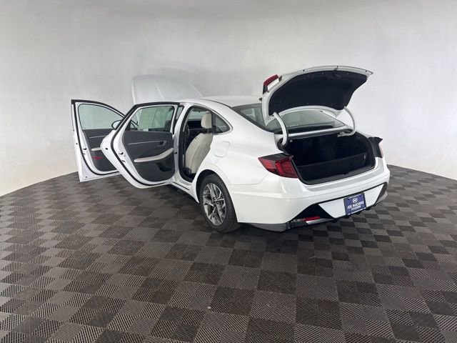 Used 2023 Hyundai Sonata SEL FWD image 17