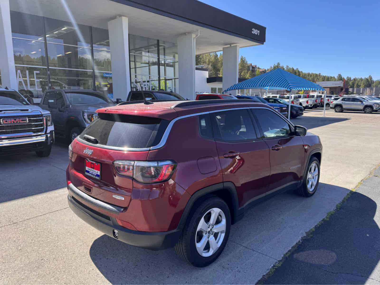 Used 2021 Jeep Compass Latitude w/ Sun and Sound Group FWD image 5