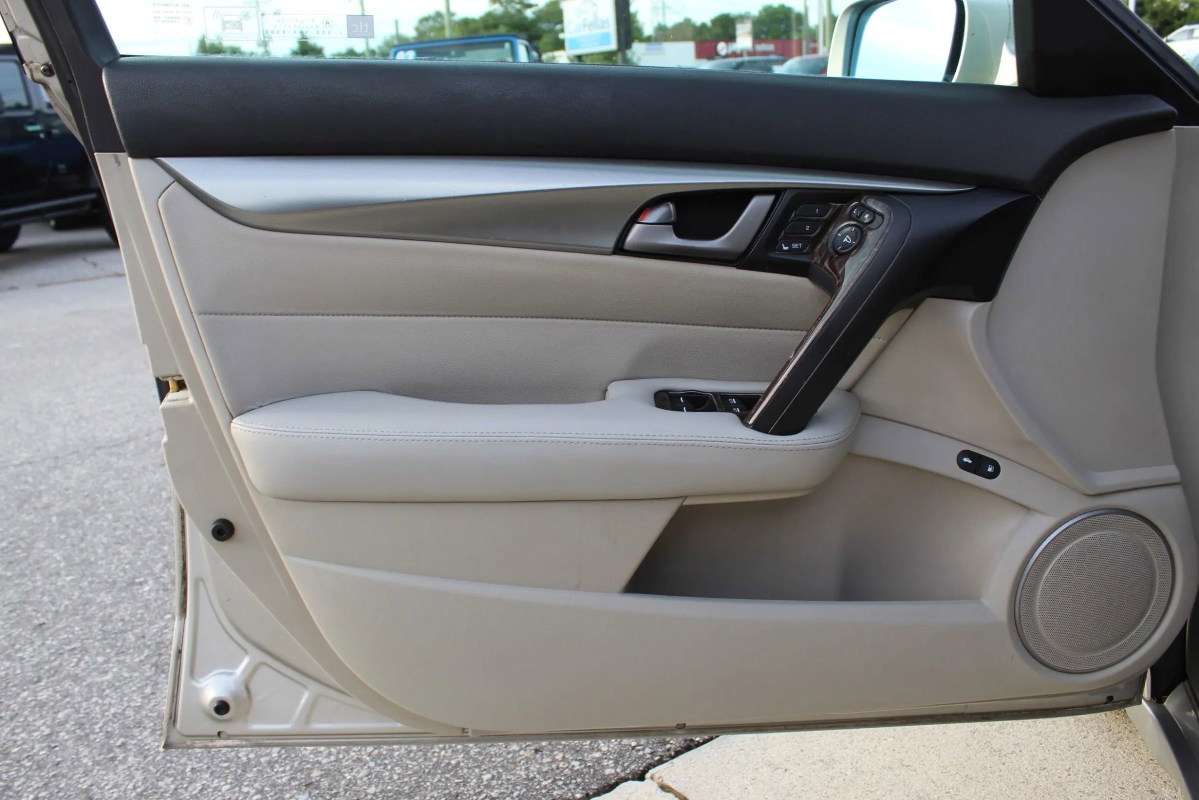 Used 2009 Acura TL FWD image 10