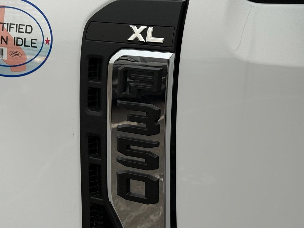 New 2026 Ford F350 XL w/ XL Chrome Package AWD/4WD image 30