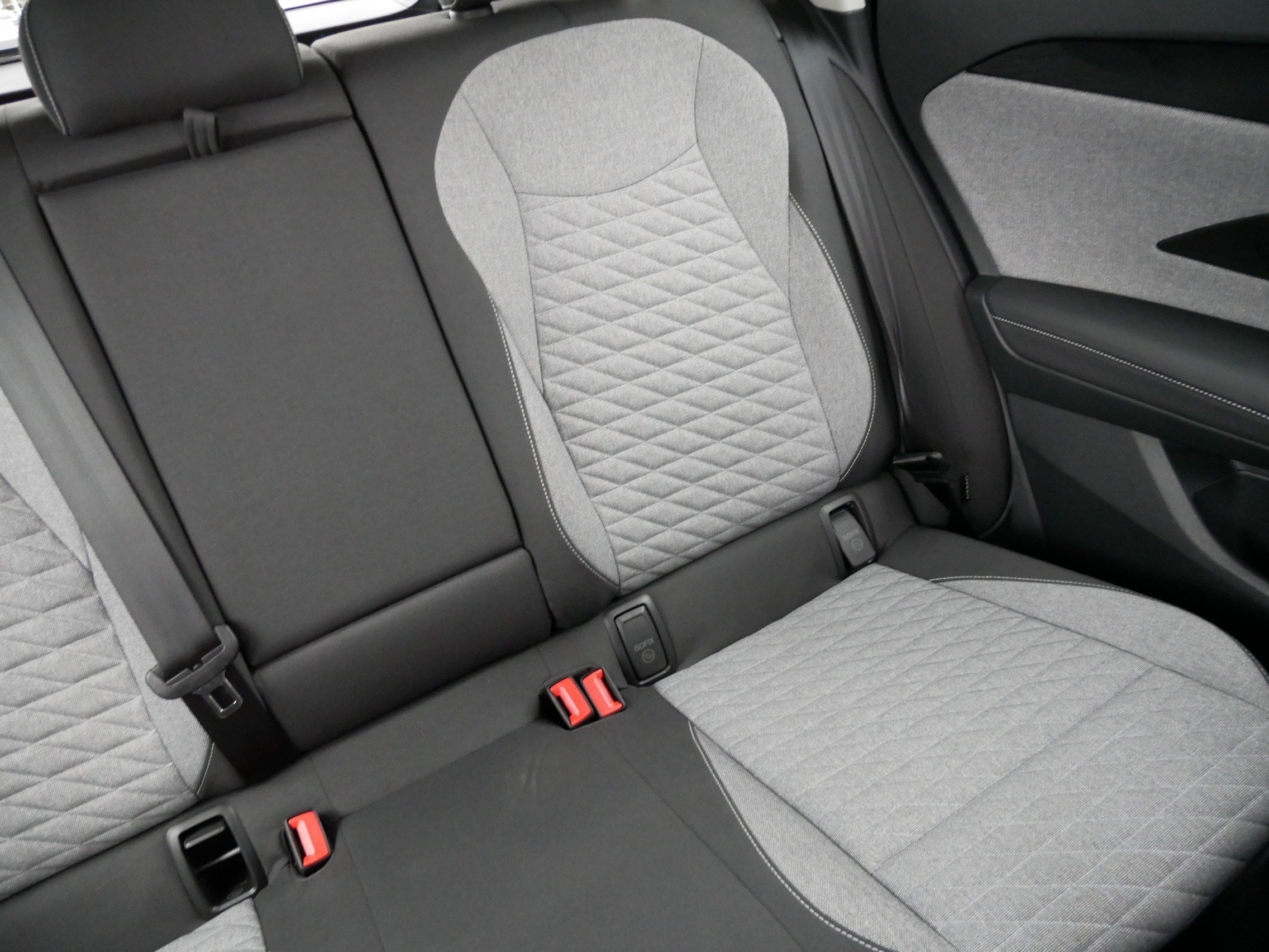 Certified 2025 Volkswagen Tiguan S AWD/4WD image 14