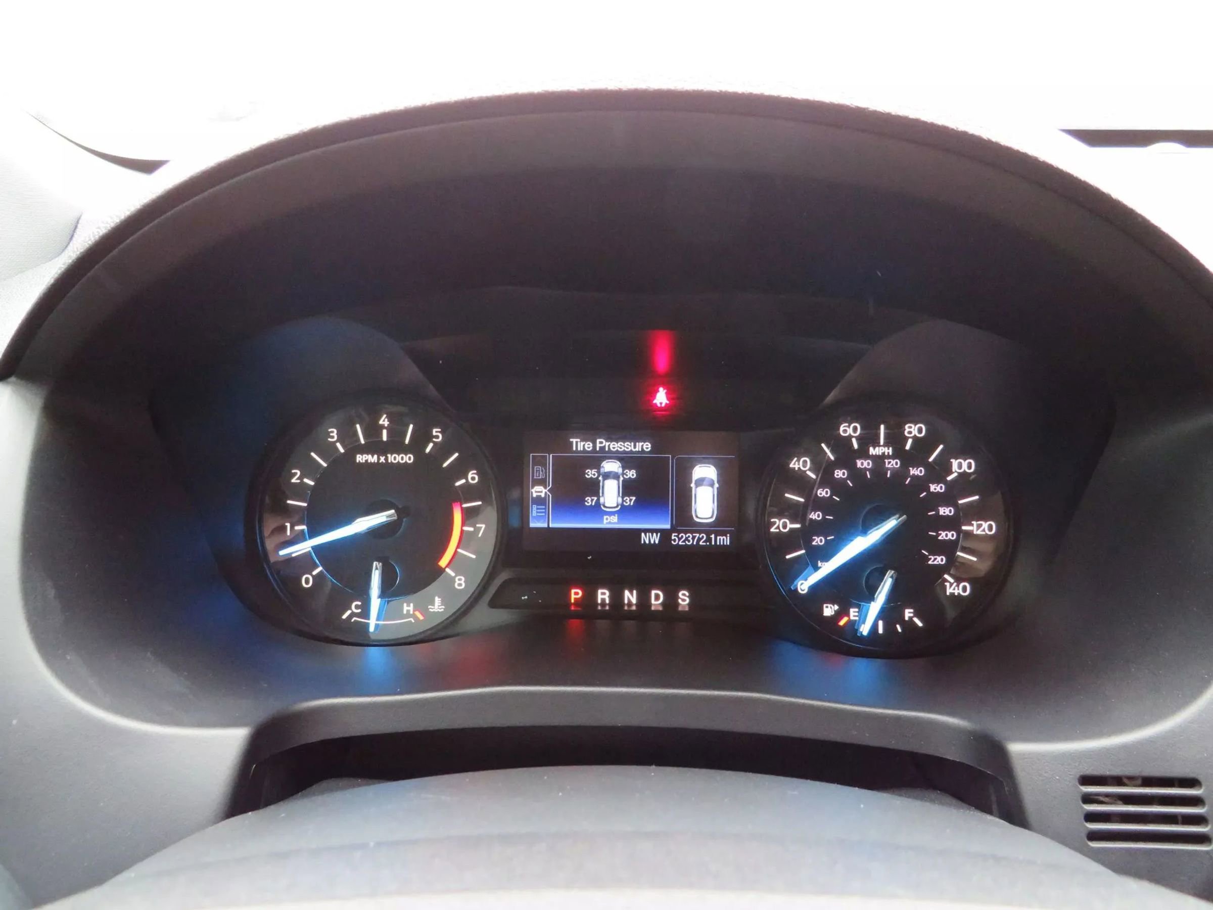 Used 2018 Ford Explorer XLT image 14