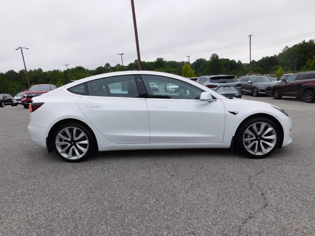 Used 2019 Tesla Model 3 Standard Range Plus RWD image 4