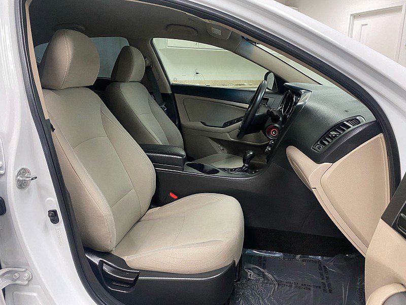 Used 2013 Kia Optima LX image 14