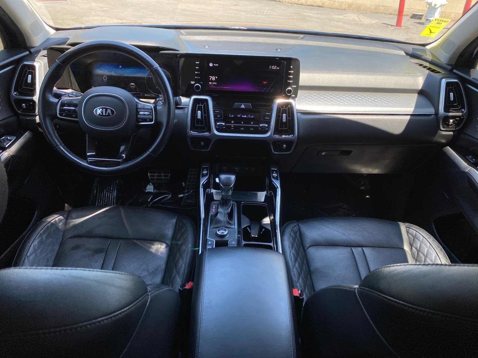 Used 2021 Kia Sorento SX image 16