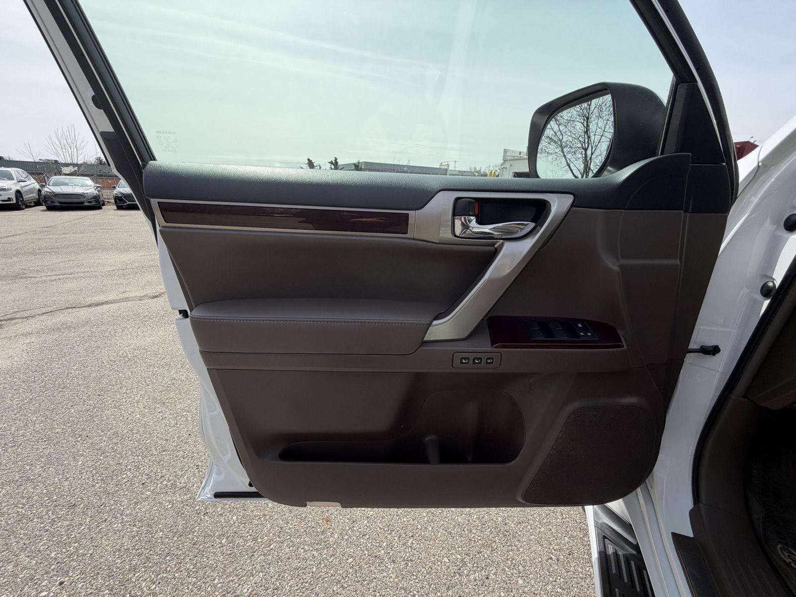 Used 2019 Lexus GX 460 Premium image 11