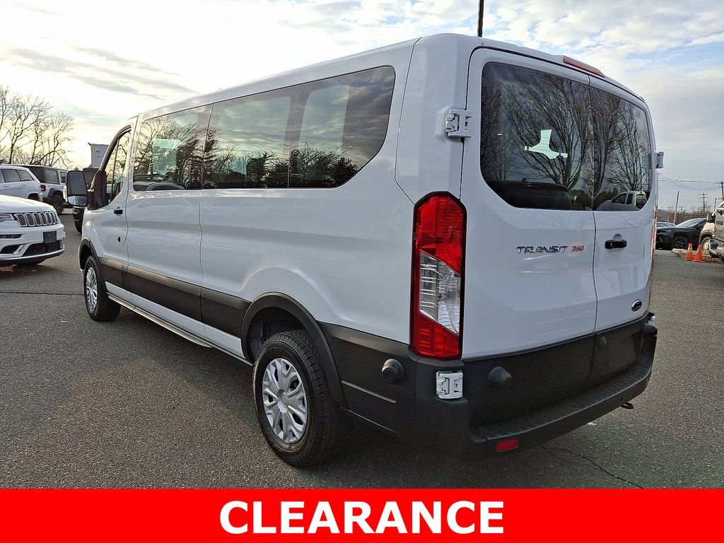 Used 2024 Ford Transit 350 XLT RWD image 4