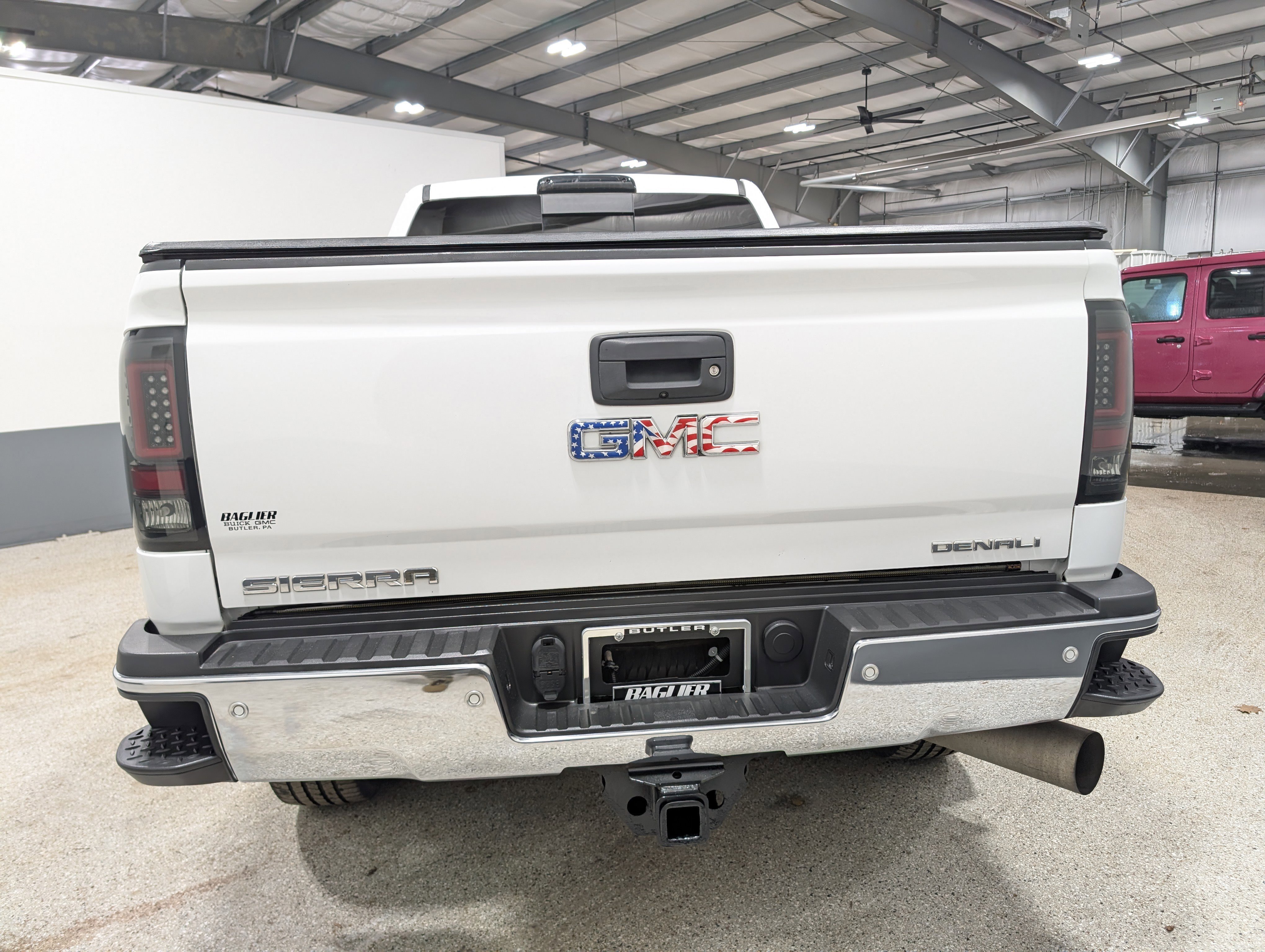 Used 2016 GMC Sierra 3500 Denali w/ Duramax Plus Package image 4