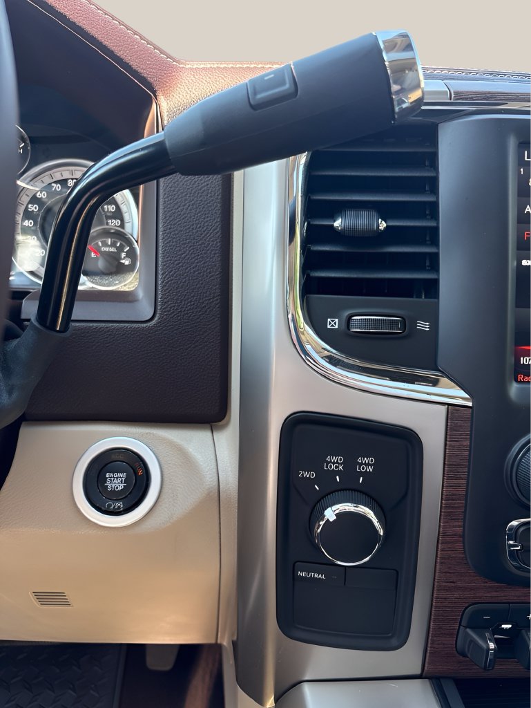 Used 2018 RAM 3500 Laramie AWD/4WD image 30