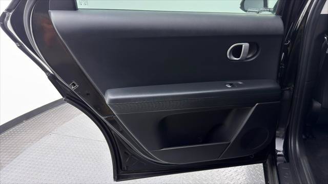 Used 2024 Hyundai Ioniq 5 SEL AWD/4WD image 14