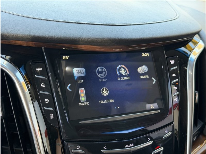 Used 2017 Cadillac Escalade Premium Luxury RWD image 50