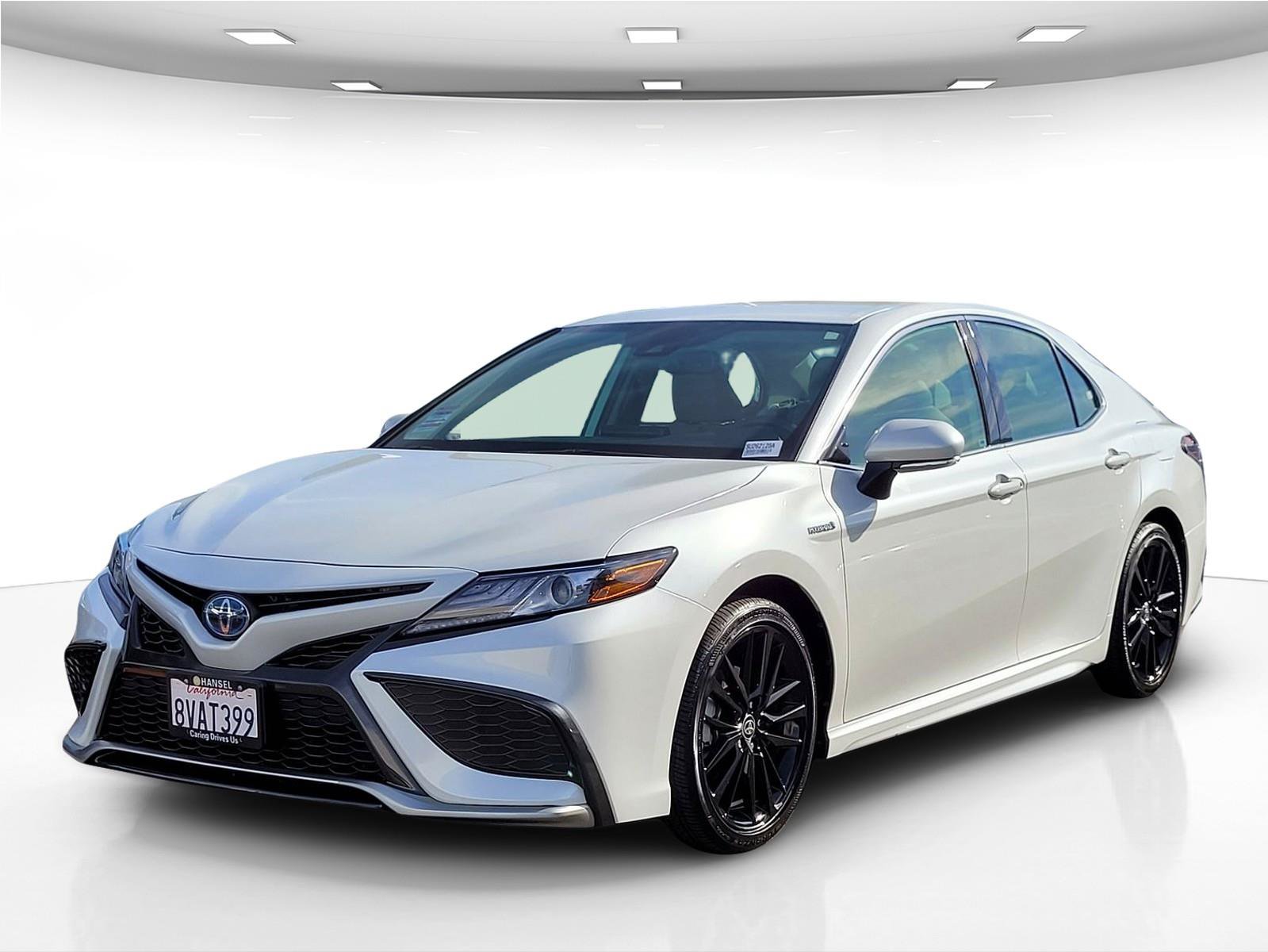 Used 2021 Toyota Camry XSE FWD image 10