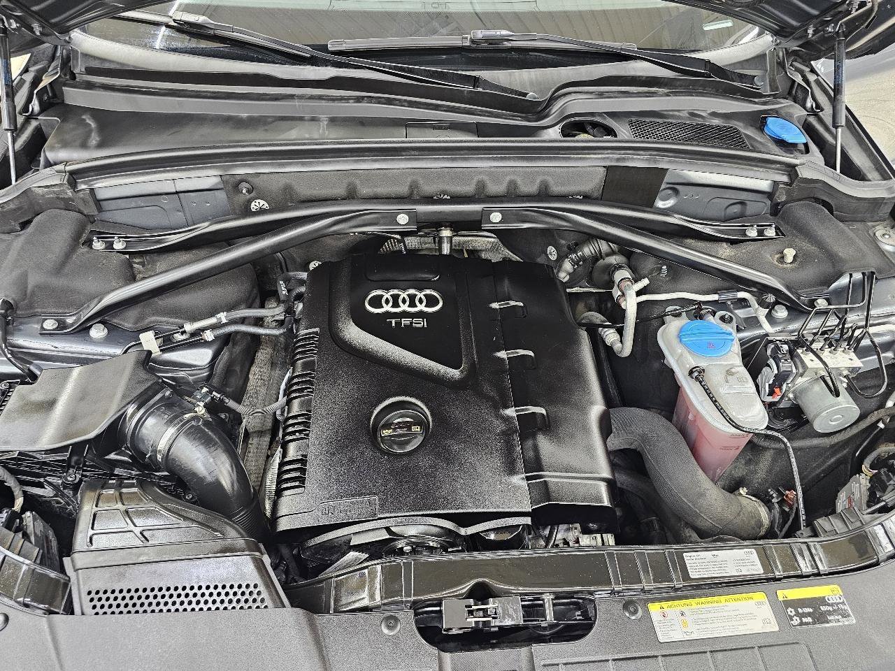Used 2016 Audi Q5 2.0T Premium Plus w/ Technology Package AWD/4WD image 39