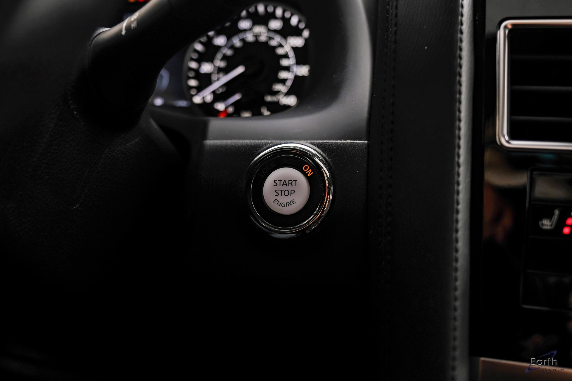 Used 2021 Nissan Armada SL w/ Captain's Chairs Package image 72