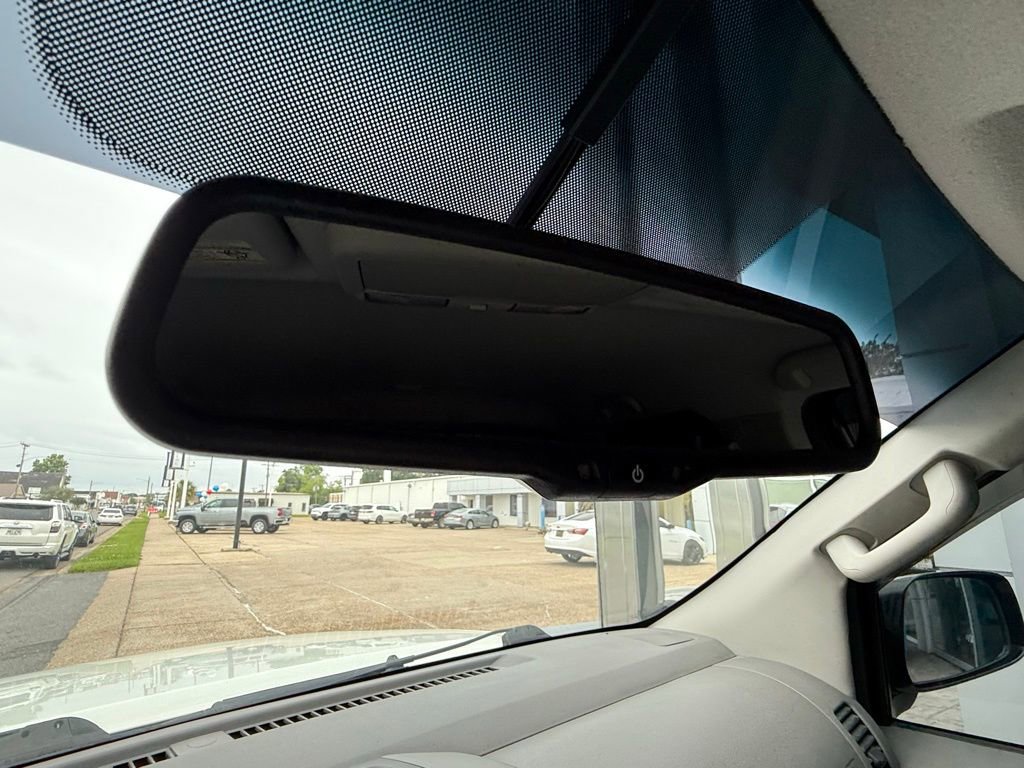 Used 2014 Nissan Frontier SV RWD image 14