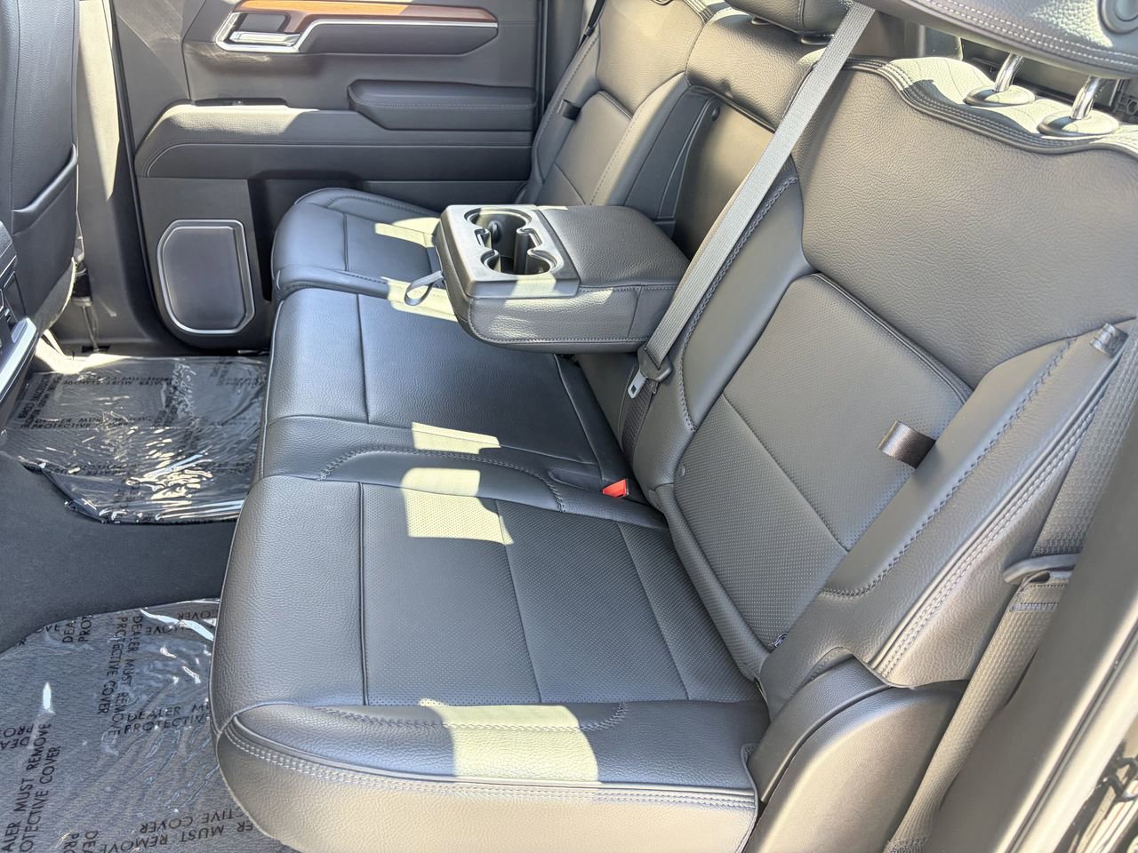 Used 2023 GMC Sierra 1500 Denali w/ Technology Package AWD/4WD image 17