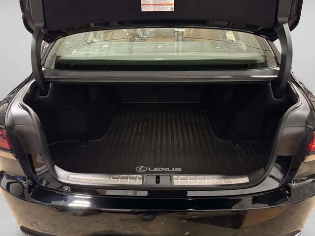 Used 2024 Lexus LS 500 AWD w/ Interior Upgrade Package image 33