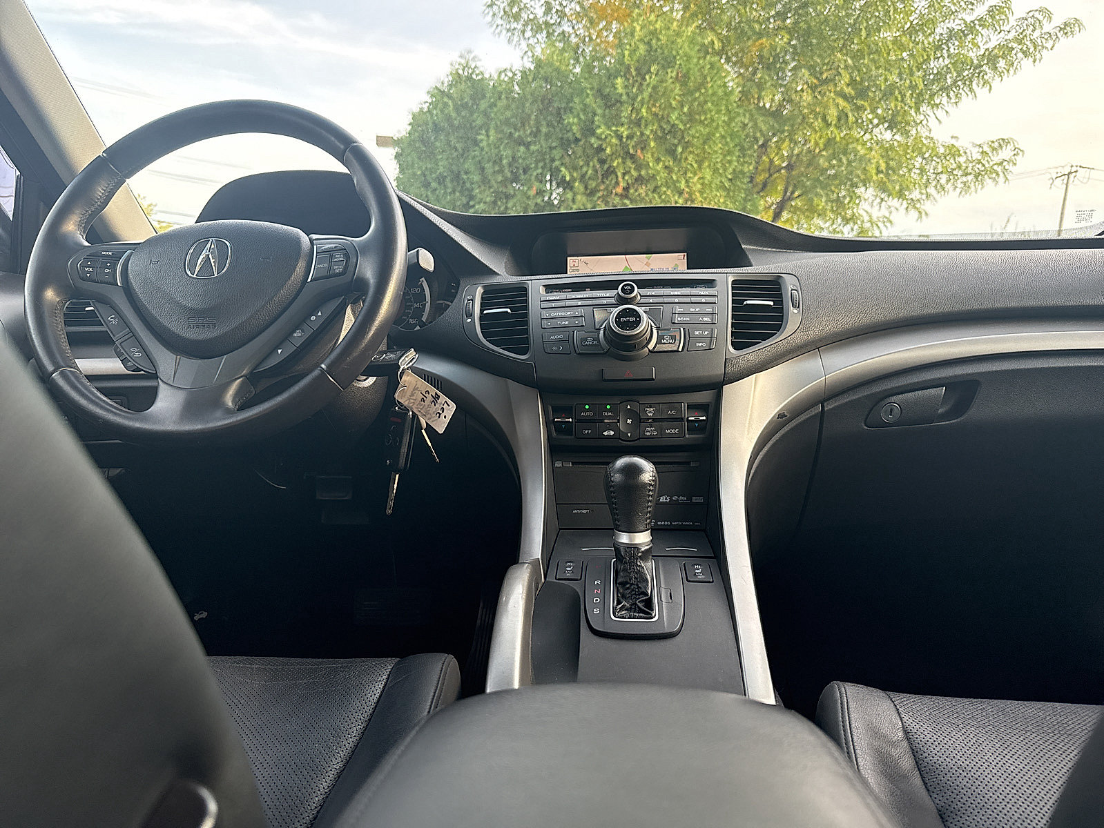 Used 2009 Acura TSX w/ Technology Package FWD image 37