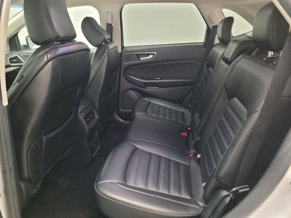 Used 2020 Ford Edge SEL FWD image 18