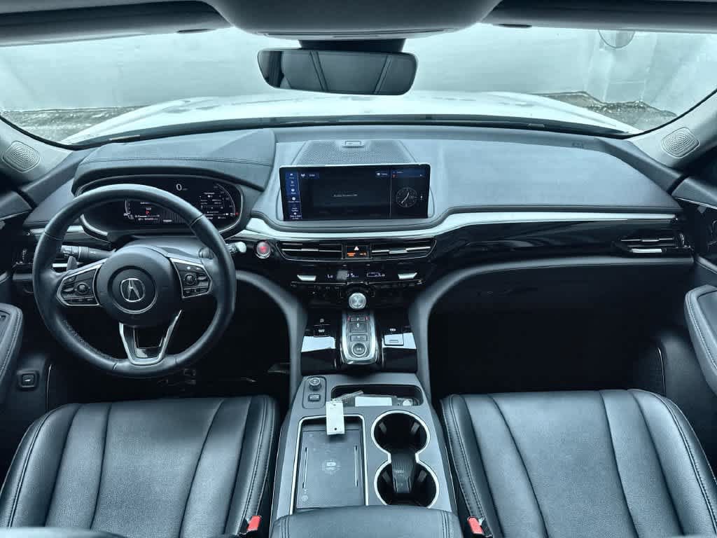 Used 2025 Acura MDX FWD image 24