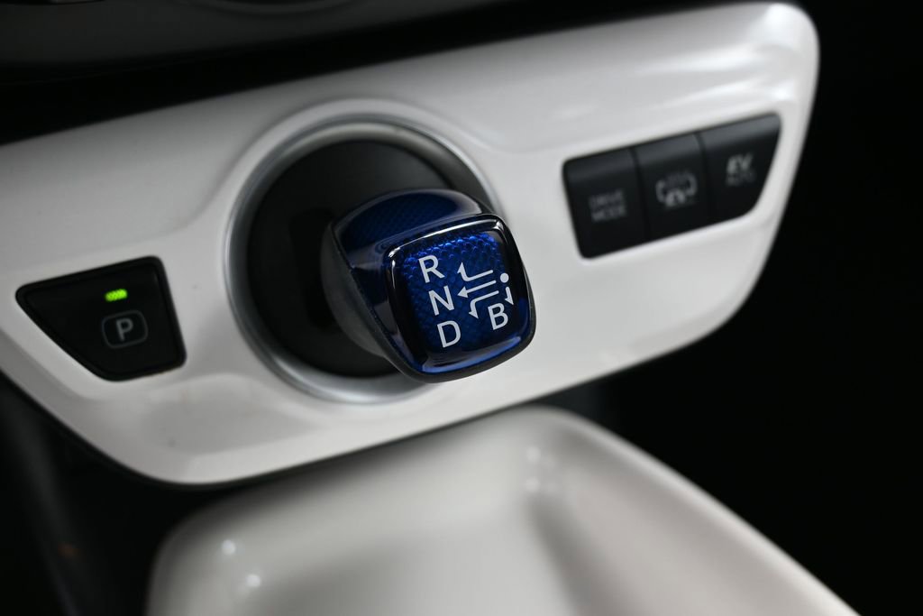 Used 2018 Toyota Prius Prime Plus image 26
