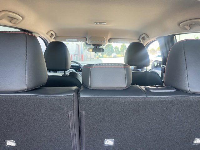 New 2026 Nissan Kicks SR image 27
