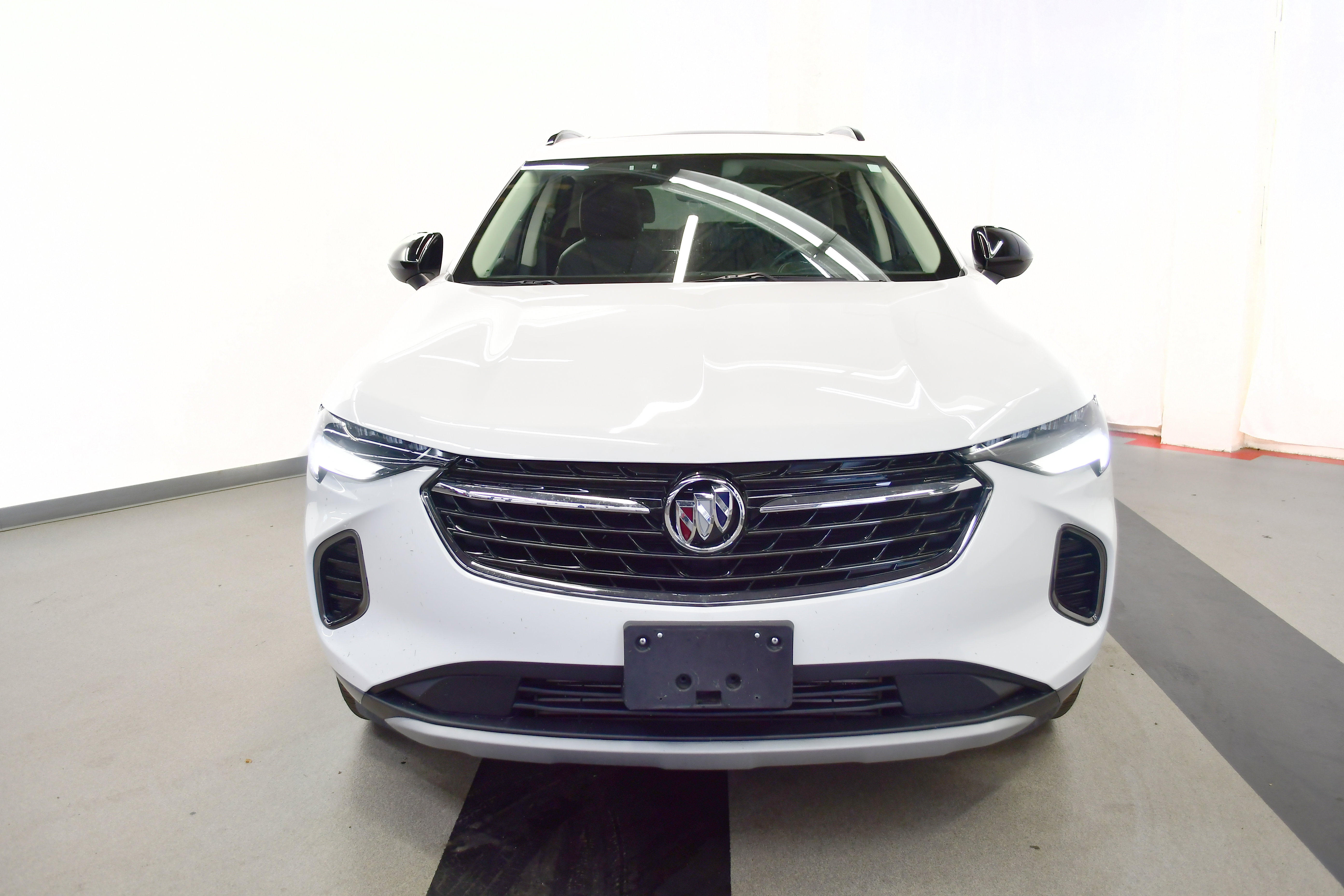 Used 2023 Buick Envision Essence w/ Sport Touring Package image 3