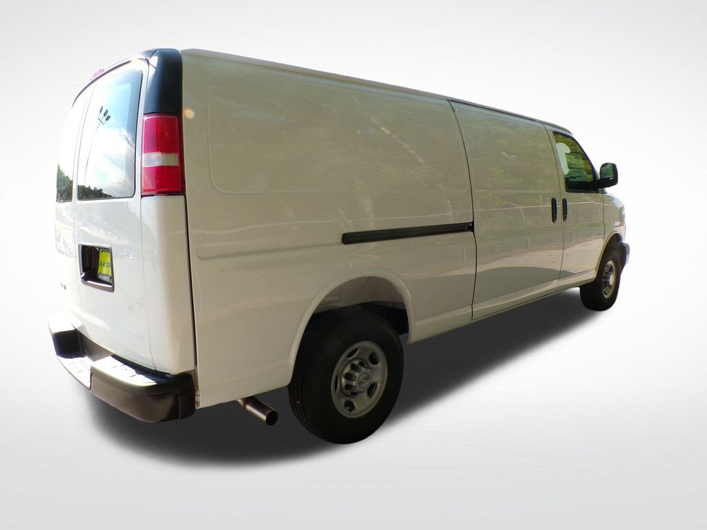 New 2026 Chevrolet Express 2500 Extended w/ Driver Convenience Package RWD image 7