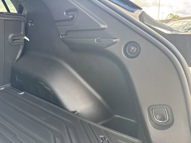 New 2026 Chevrolet Equinox EV LT image 31