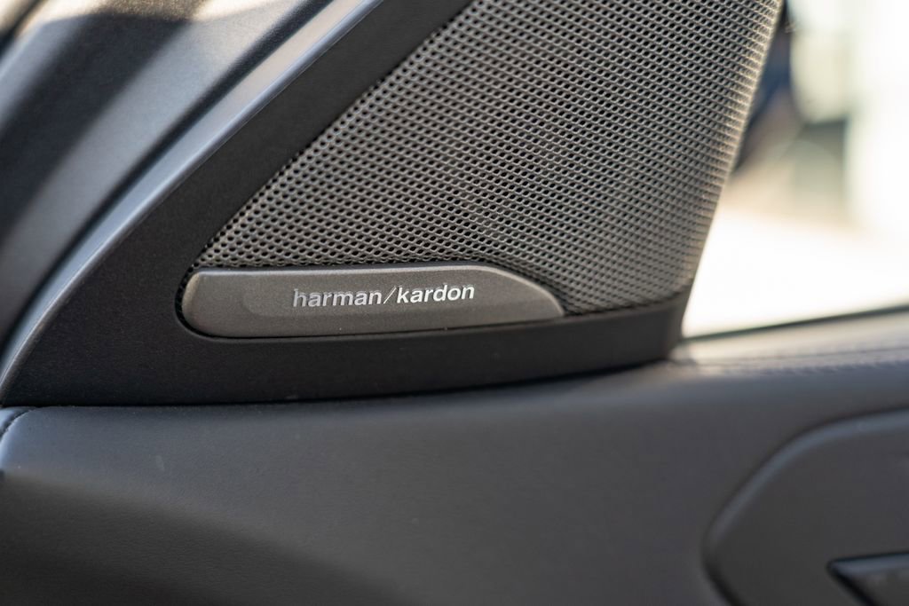 Used 2021 BMW X6 M w/ Competition Package image 22