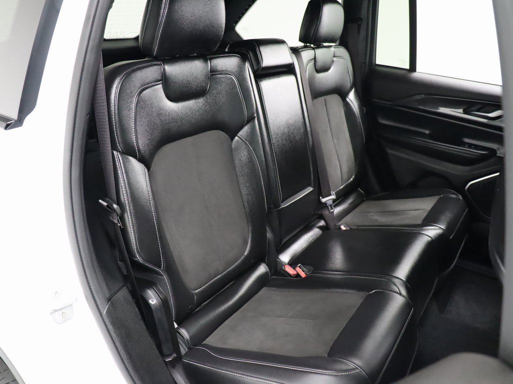 Used 2022 Jeep Grand Cherokee Altitude image 28