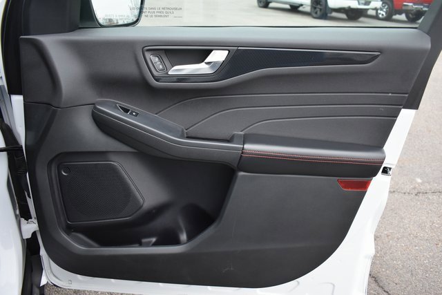 Used 2023 Ford Escape ST-Line image 44