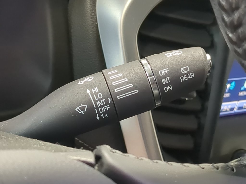 Used 2018 GMC Acadia SLT FWD image 31