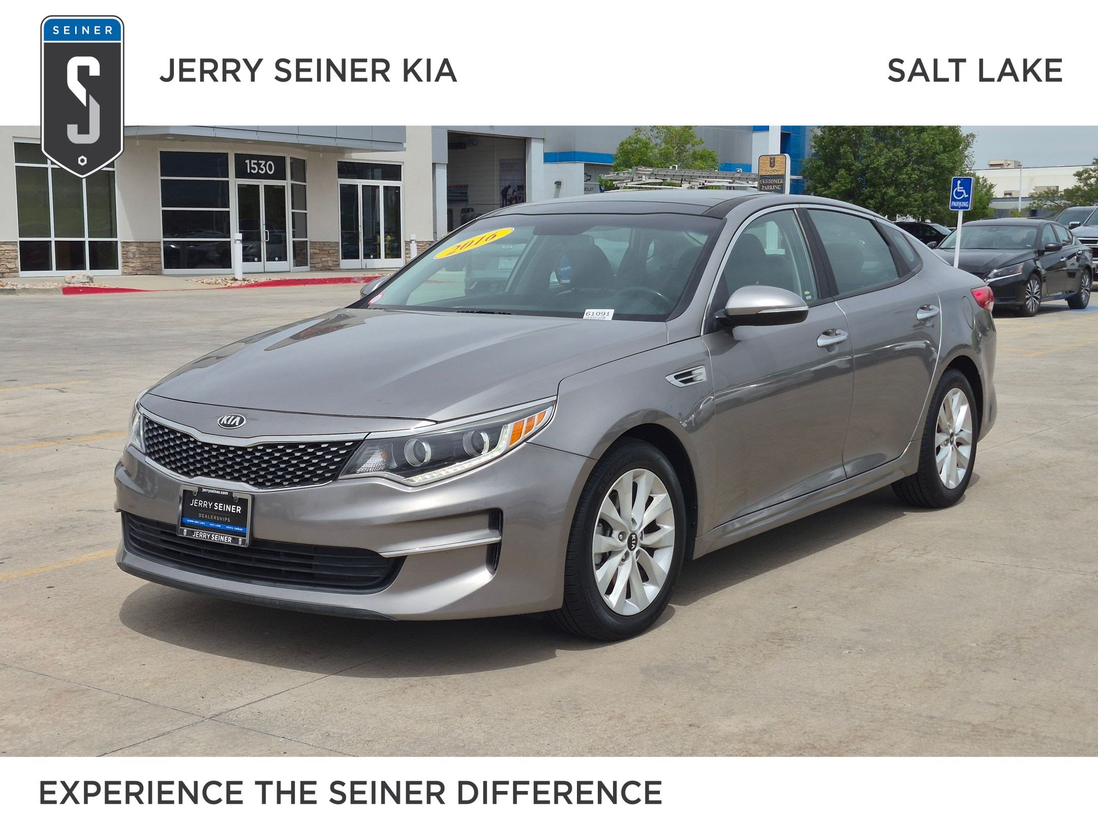 Used 2016 Kia Optima EX w/ Premium Package FWD image 1