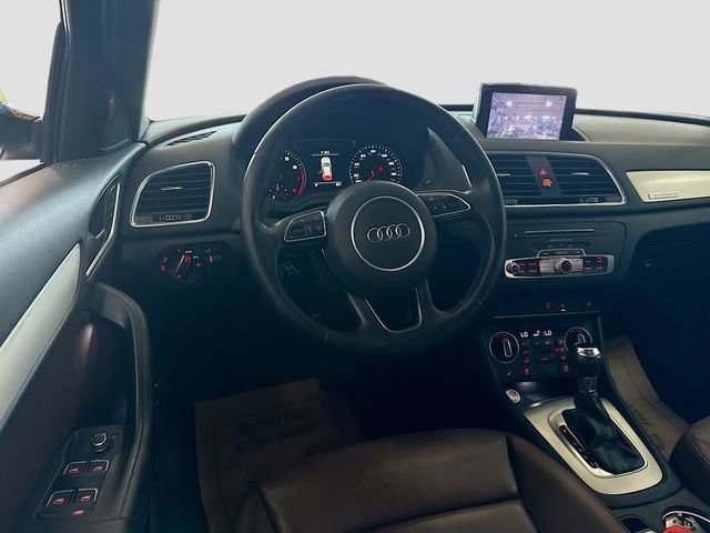 Used 2018 Audi Q3 2.0T Premium Plus w/ Premium Plus Package AWD/4WD image 25