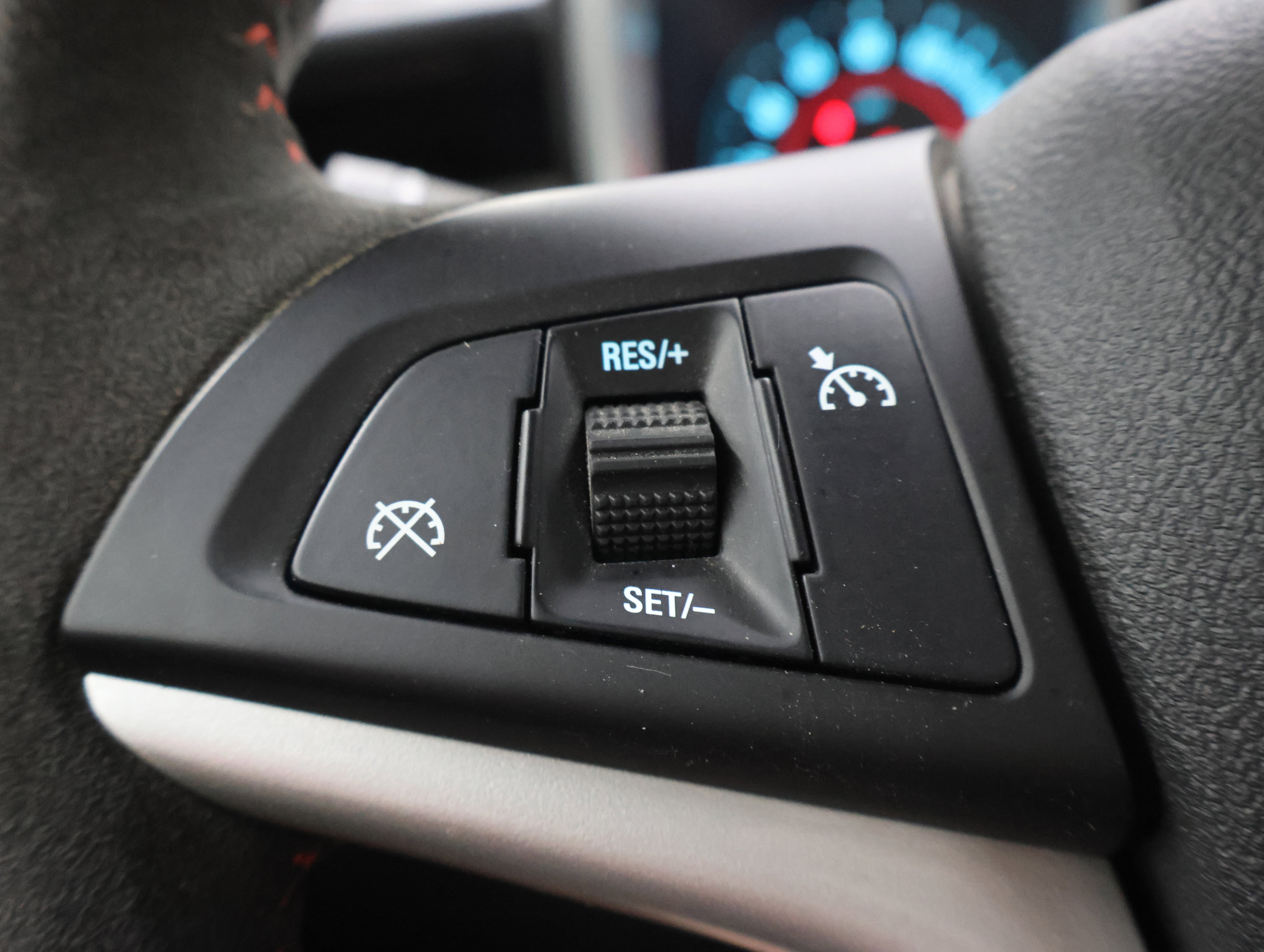 Used 2013 Chevrolet Camaro ZL1 RWD image 16
