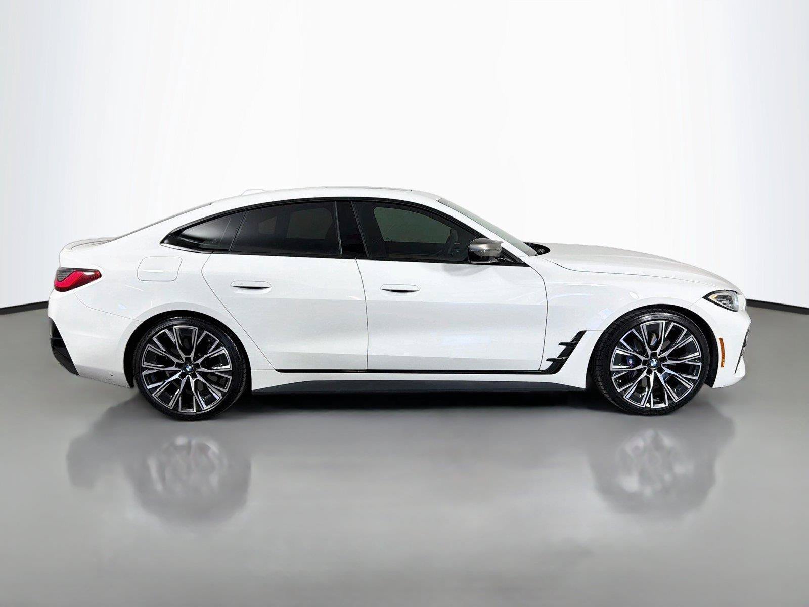 Used 2024 BMW M440i Gran Coupe RWD image 4