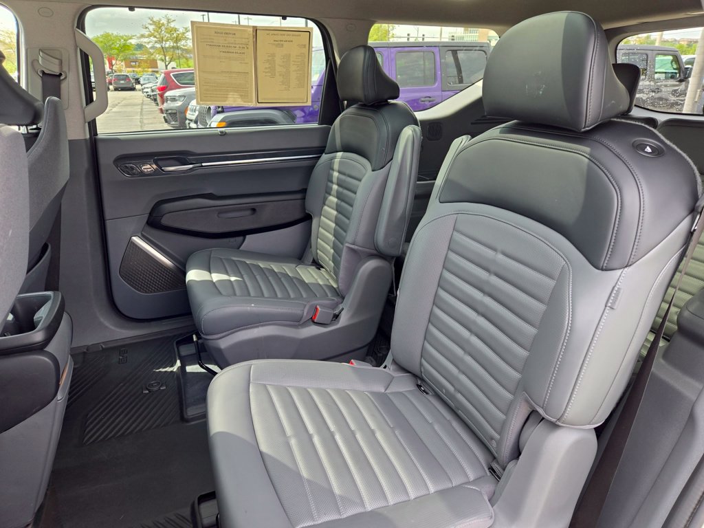 Used 2026 Kia EV9 Land AWD/4WD image 27